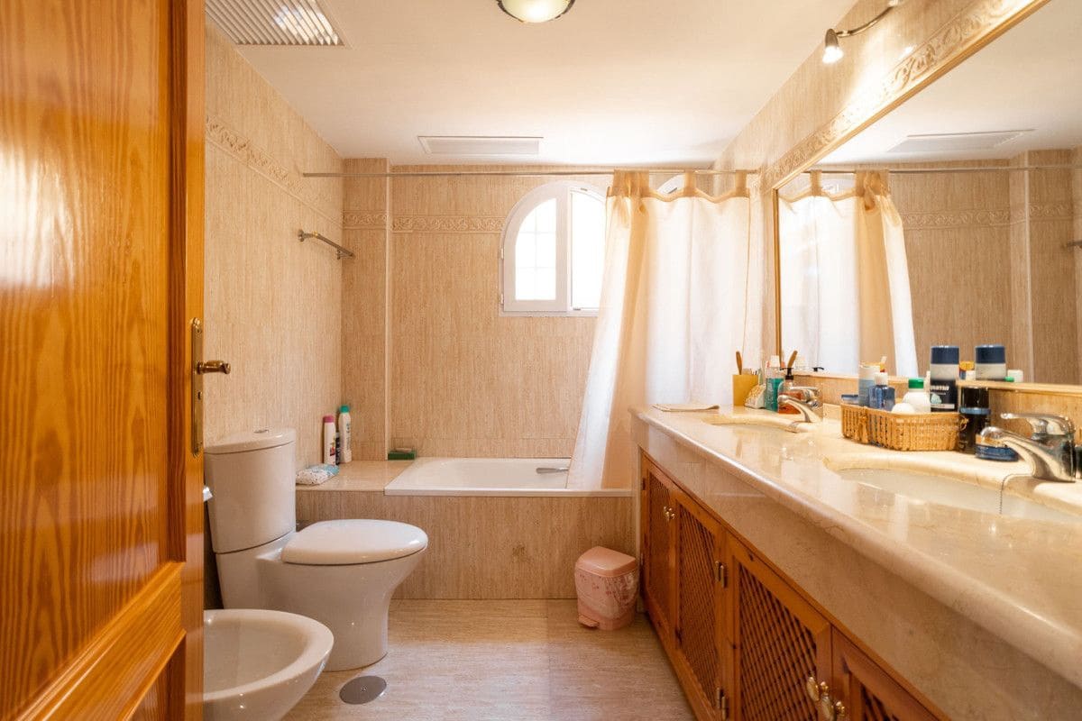 3 sypialnia Willa na sprzedaż w Playa Honda - 490 000 € (Ref: 10027546)