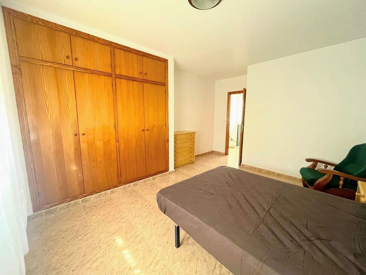 5 bedroom Townhouse for sale in Santiago de la Ribera - € 244,000 (Ref: 10028143)