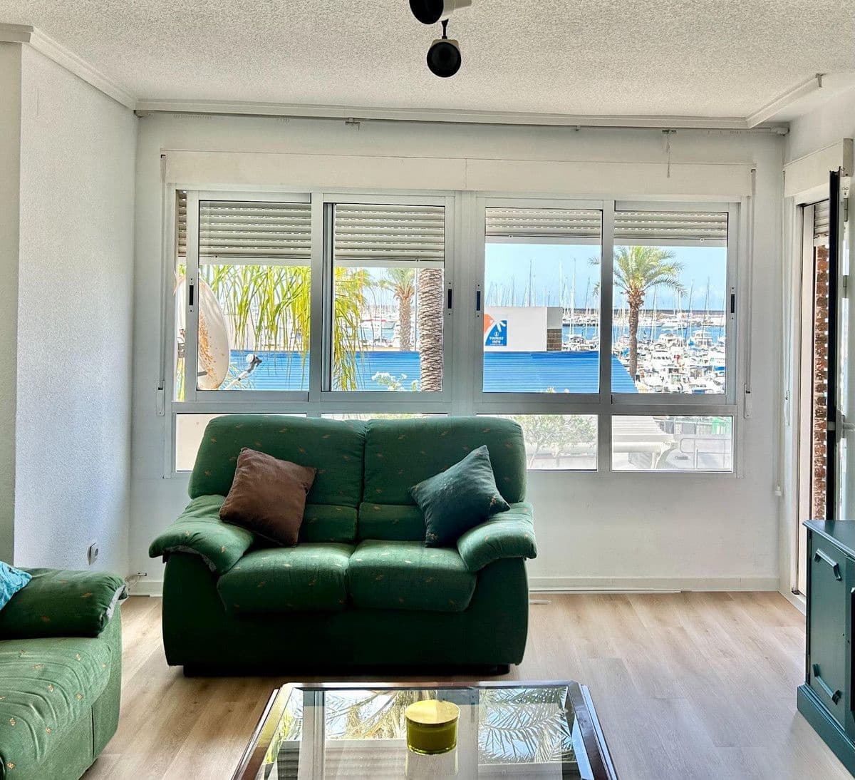4 quarto Apartamento para venda em Torrevieja - 380 000 € (Ref: 10028147)