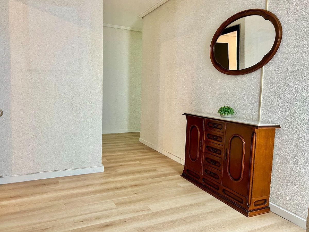 4 quarto Apartamento para venda em Torrevieja - 380 000 € (Ref: 10028147)