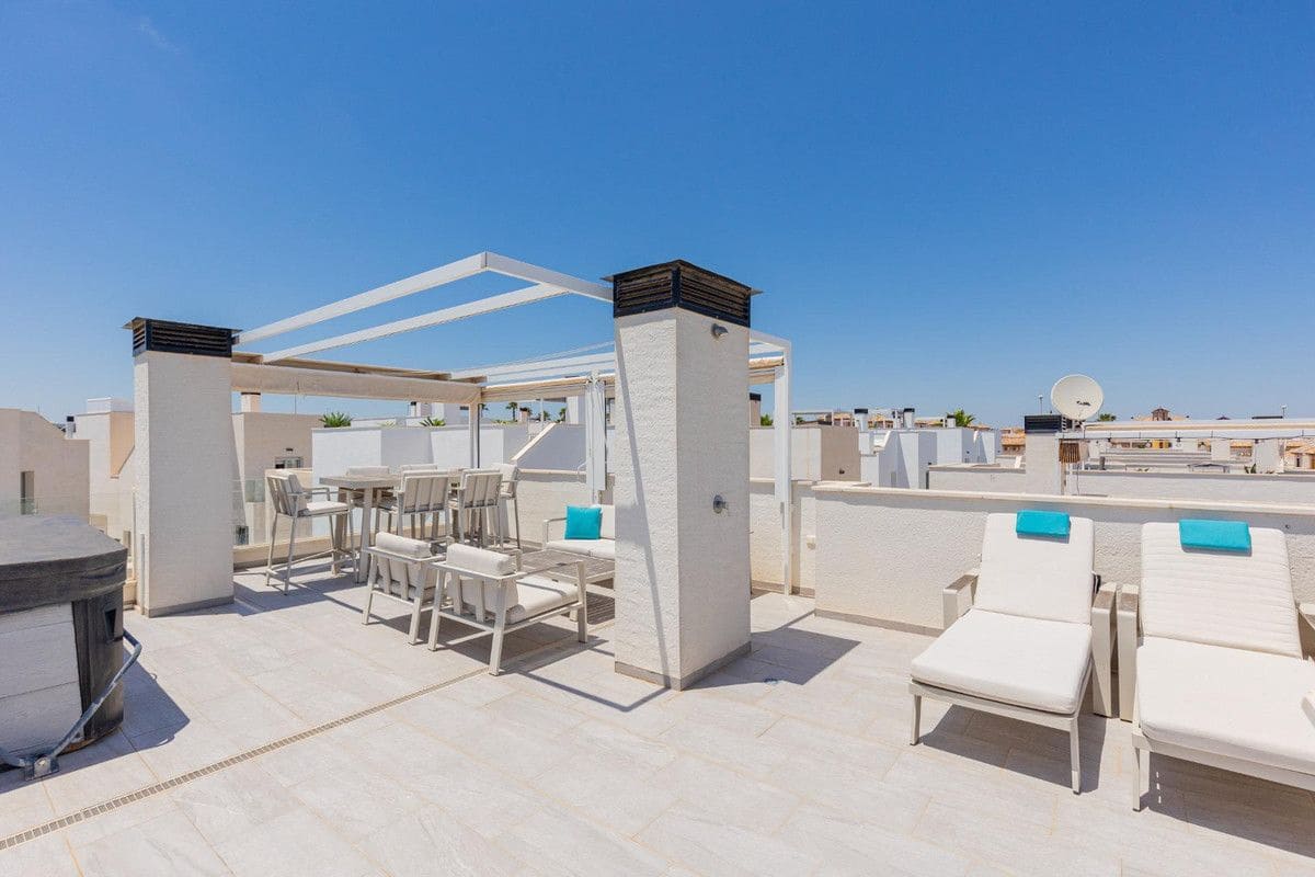 3 soveværelse Villa til salg i Las Ramblas Golf med swimmingpool - € 590.000 (Ref: 10028148)
