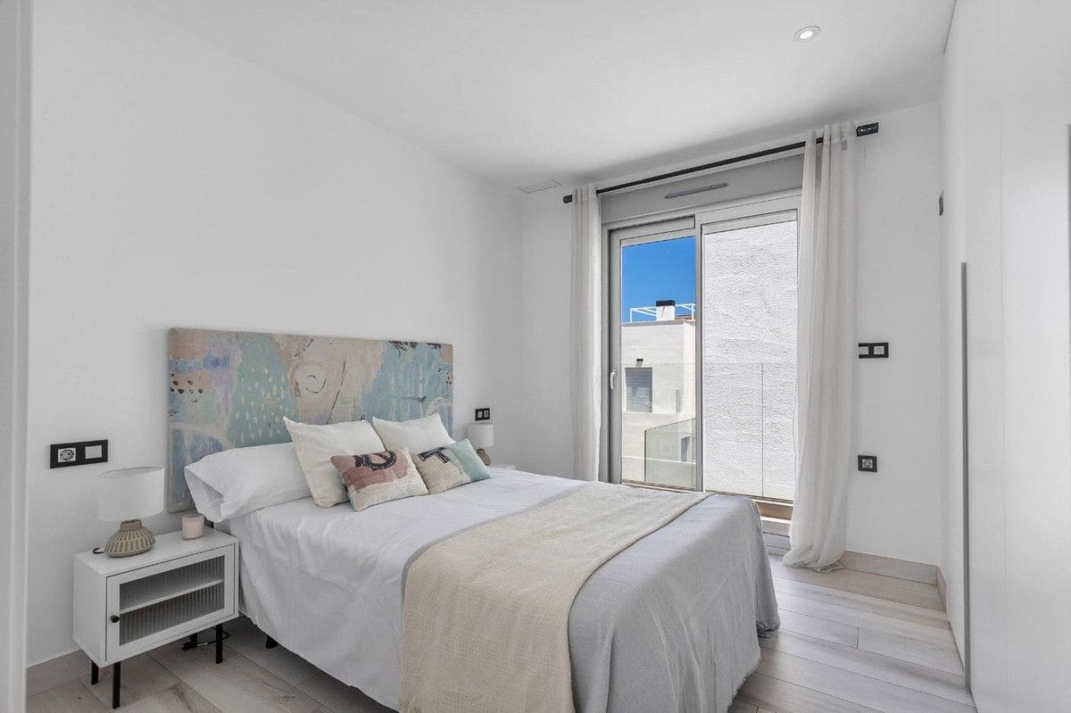 3 soveværelse Villa til salg i Las Ramblas Golf med swimmingpool - € 590.000 (Ref: 10028148)