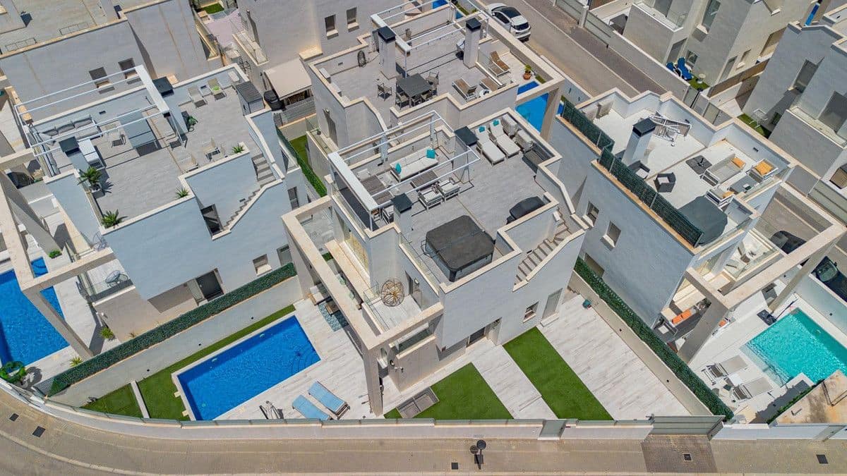 3 soveværelse Villa til salg i Las Ramblas Golf med swimmingpool - € 590.000 (Ref: 10028148)