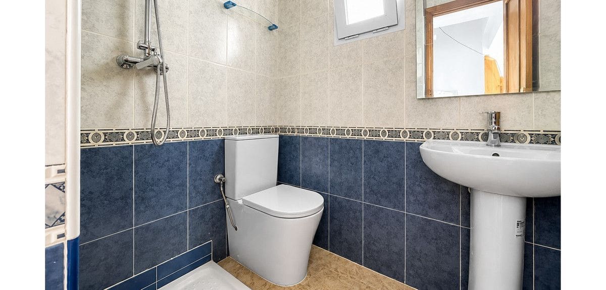 2 sovrum Hus till salu i La Zenia med pool - 205 000 € (Ref: 10028150)