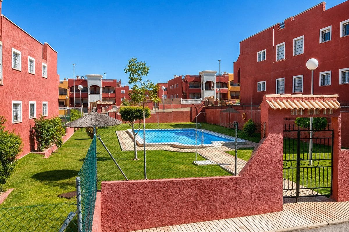 2 chambre Villa/Maison à vendre à Los Altos avec piscine - 162 500 € (Ref: 10028160)