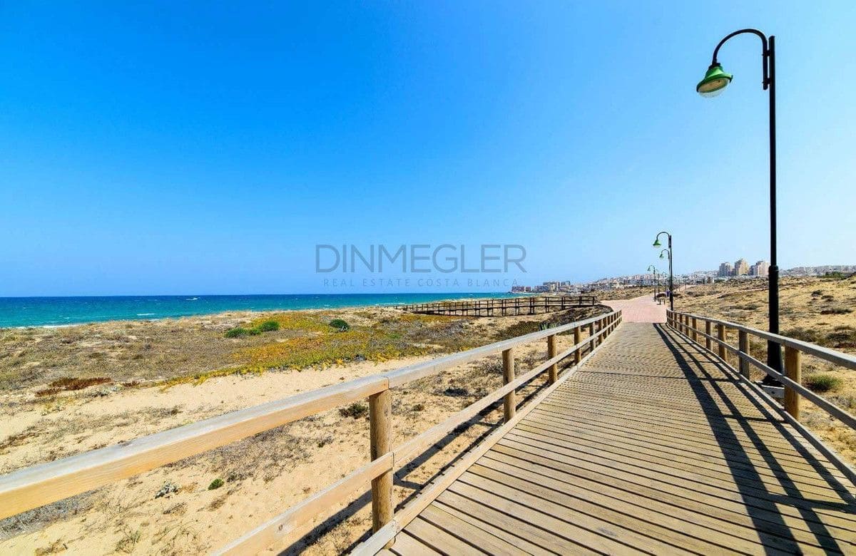 2 sypialnia Apartament na sprzedaż w La Mata z basenem - 319 000 € (Ref: 10028163)