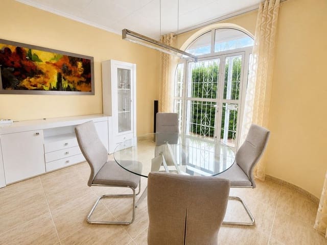 3 soverom Villa til salgs i Mil Palmeras, Pilar de la Horadada - € 449 000 (Ref: 10028166)