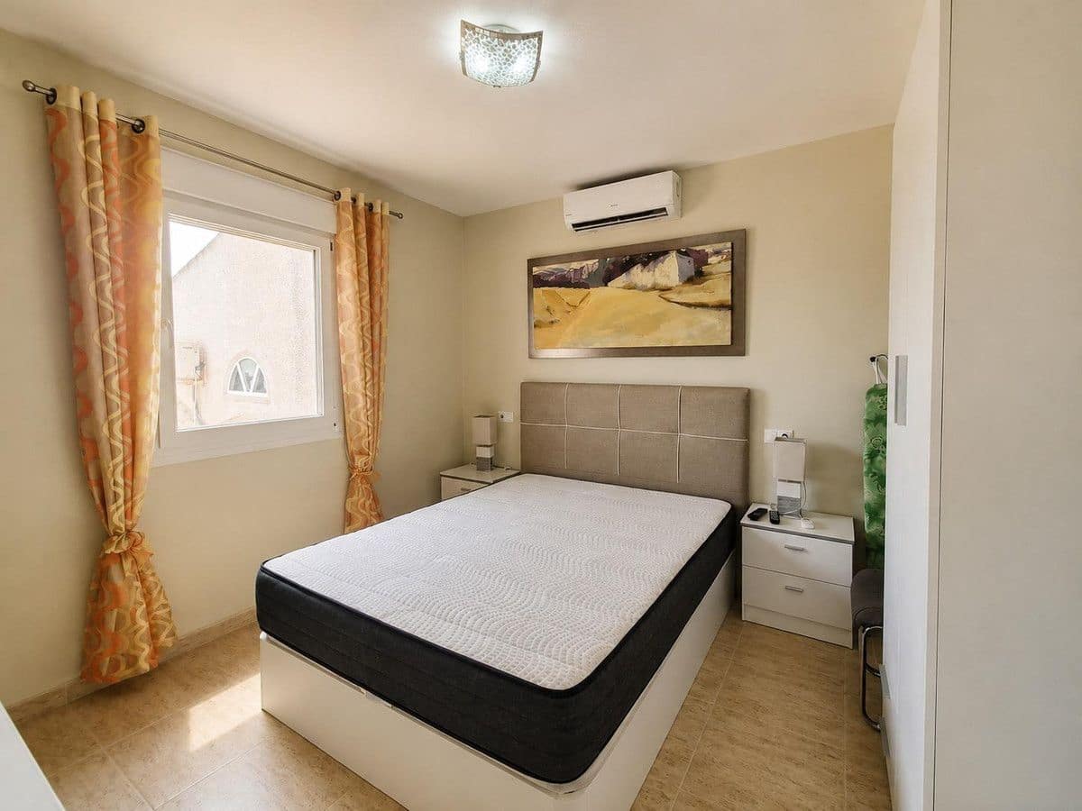 3 sovrum Villa till salu i Pilar de la Horadada - 449 000 € (Ref: 10028166)