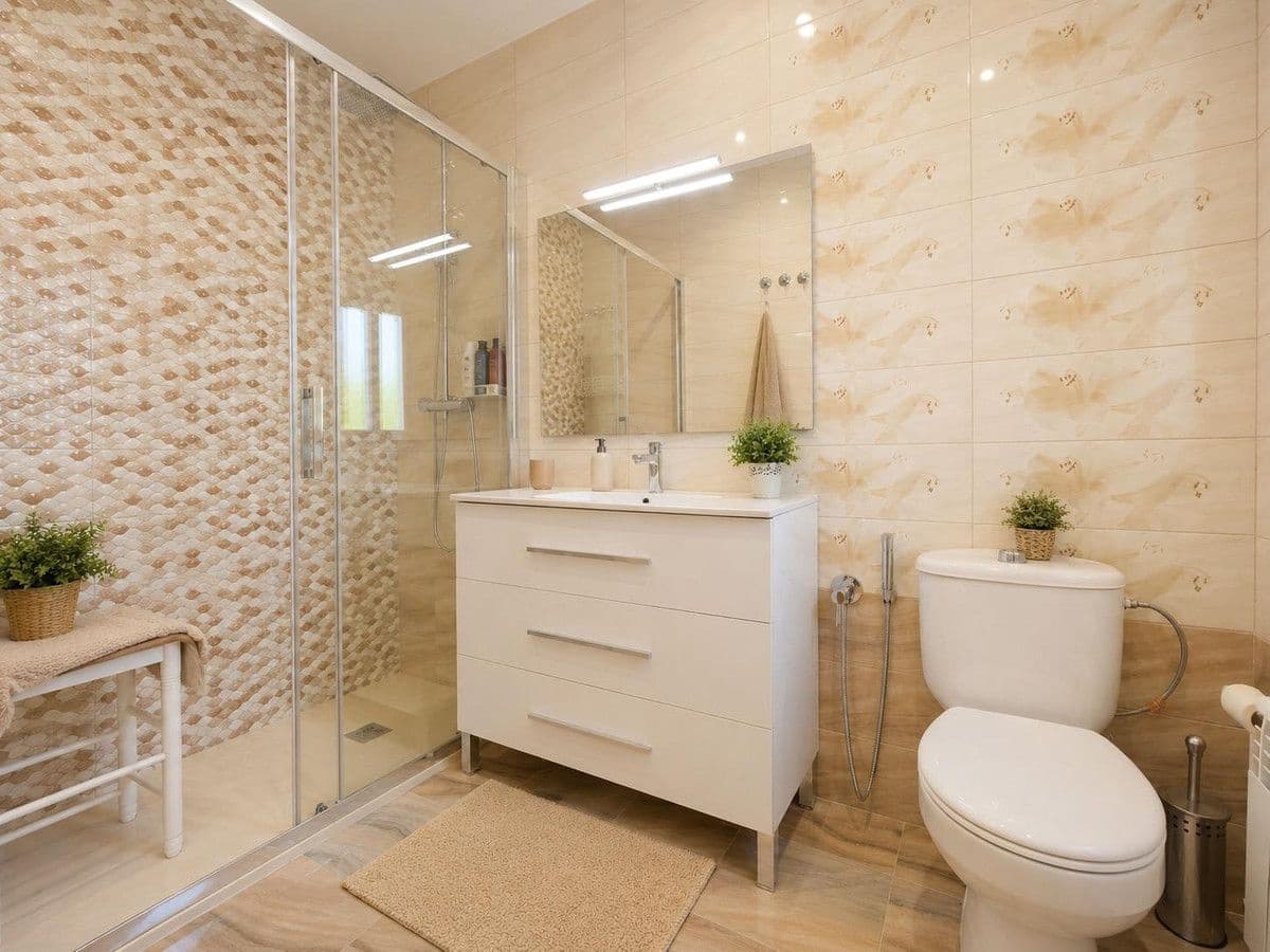 12 bedroom Villa for sale in Orihuela Costa - € 1,750,000 (Ref: 10028168)