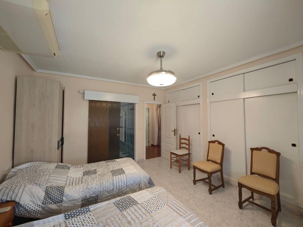 3 soveværelse Villa til salg i San Luis - € 450.000 (Ref: 10028174)