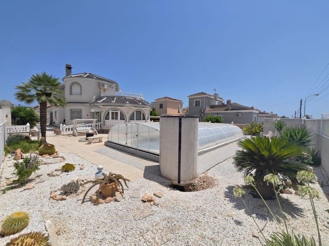 3 soverom Villa til salgs i San Luis, Torrevieja - € 450 000 (Ref: 10028174)
