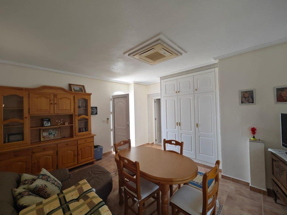 3 soveværelse Villa til salg i San Luis - € 450.000 (Ref: 10028174)