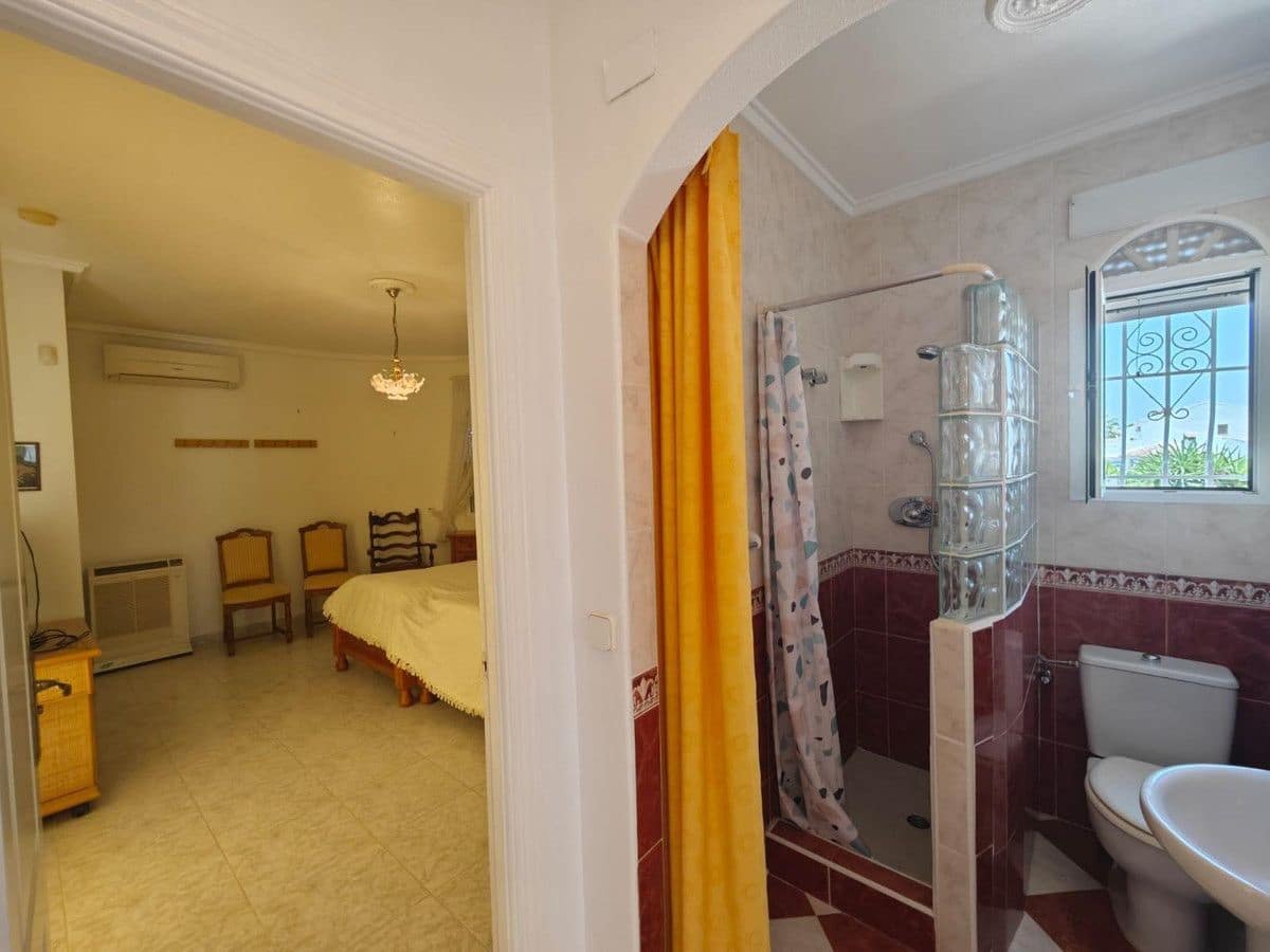3 soveværelse Villa til salg i San Luis - € 450.000 (Ref: 10028174)