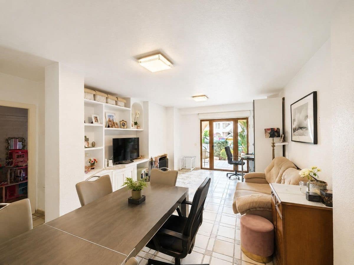 2 bedroom Apartment for sale in Orihuela Costa - € 190,000 (Ref: 10028178)