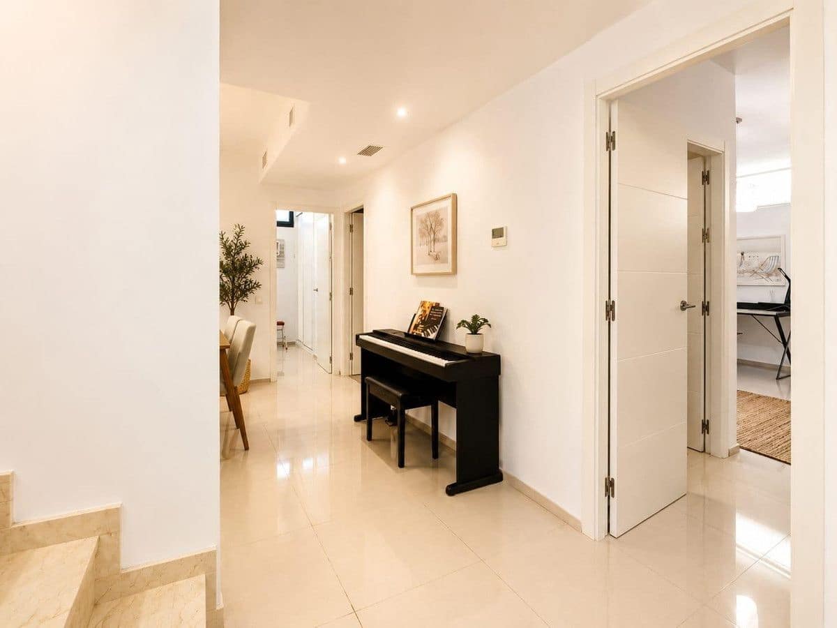 5 slaapkamer Villa te koop in Orihuela Costa - € 900.000 (Ref: 10028182)