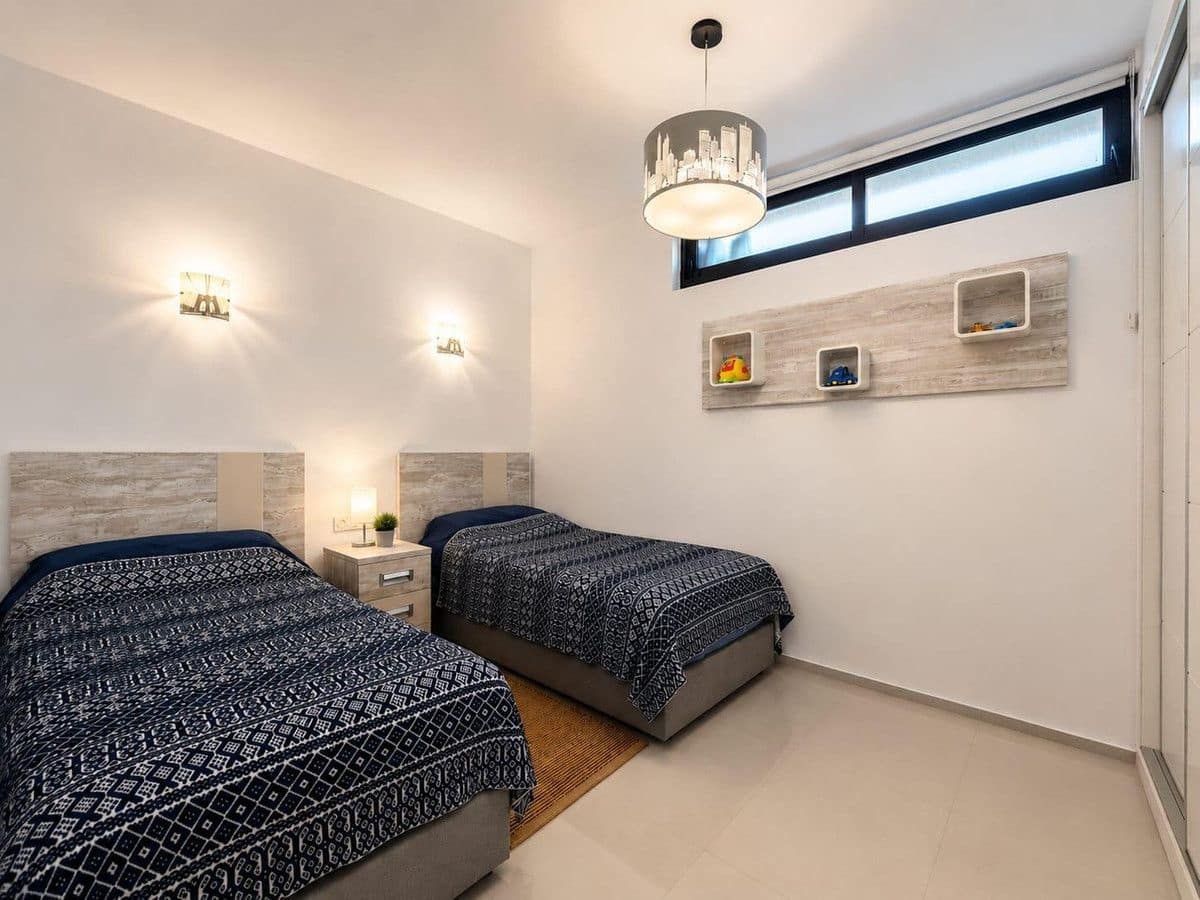5 slaapkamer Villa te koop in Orihuela Costa - € 900.000 (Ref: 10028182)