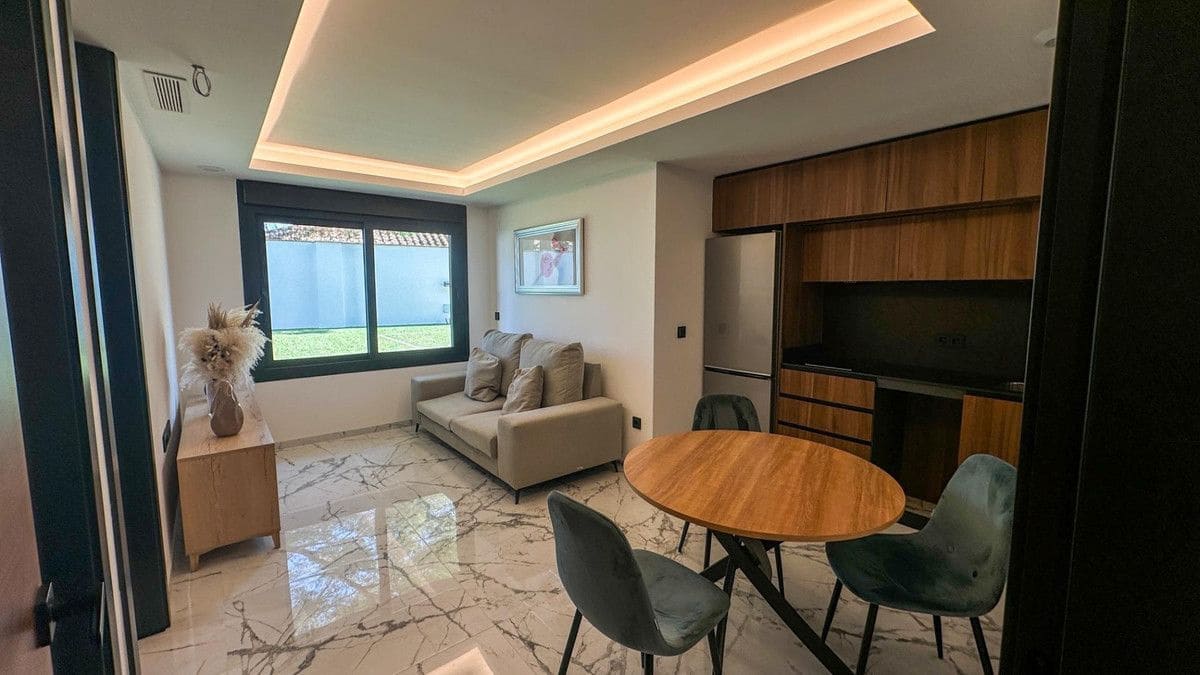 4 bedroom Villa for sale in Orihuela Costa - € 2,950,000 (Ref: 10028183)