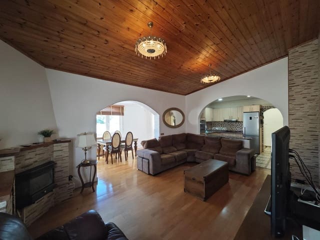 2 bedroom Villa for sale in Orihuela Costa, Orihuela - € 375,000 (Ref: 10028188)