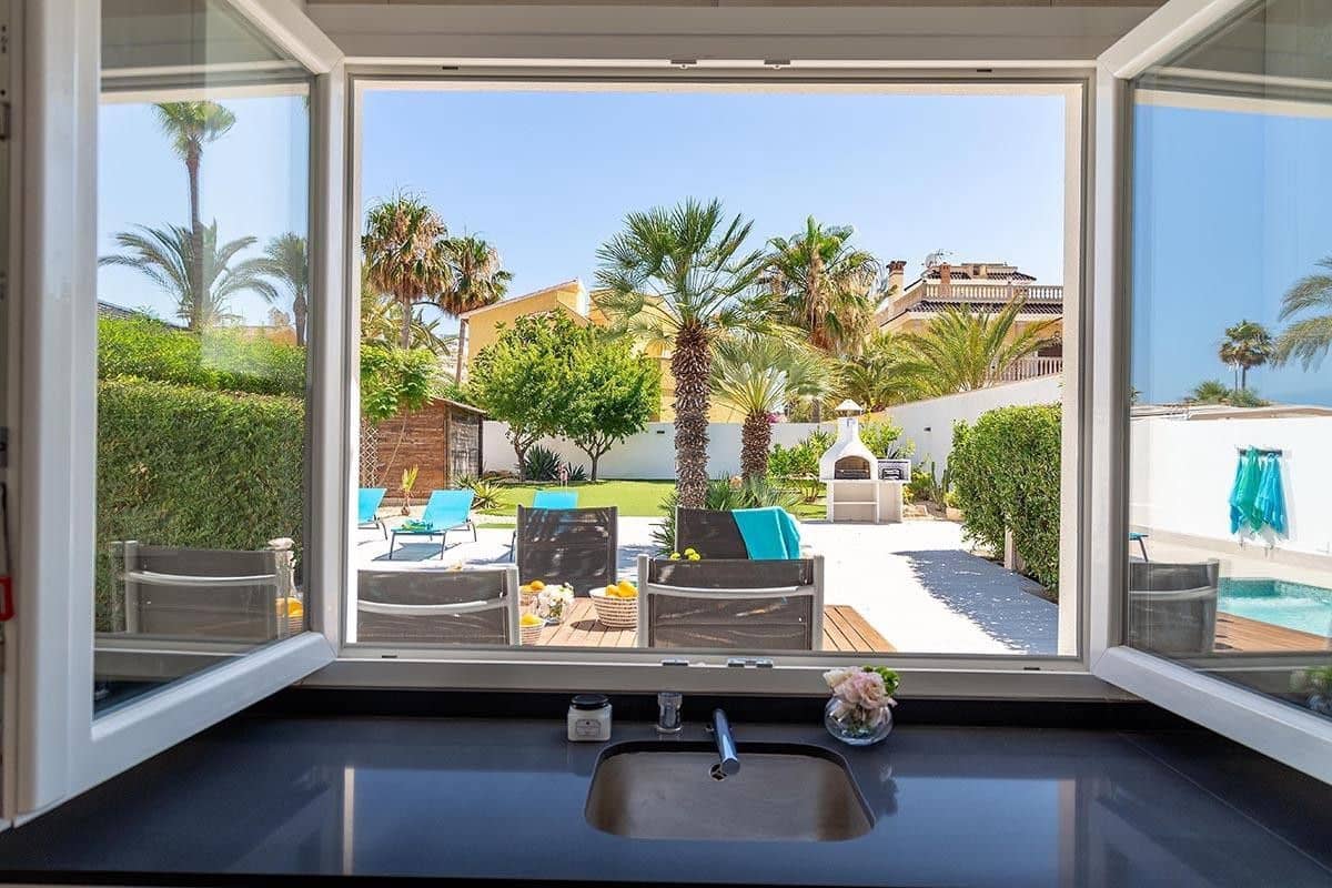 3 camera da letto Villa in vendita in La Zenia con piscina - 940.000 € (Rif: 10028189)