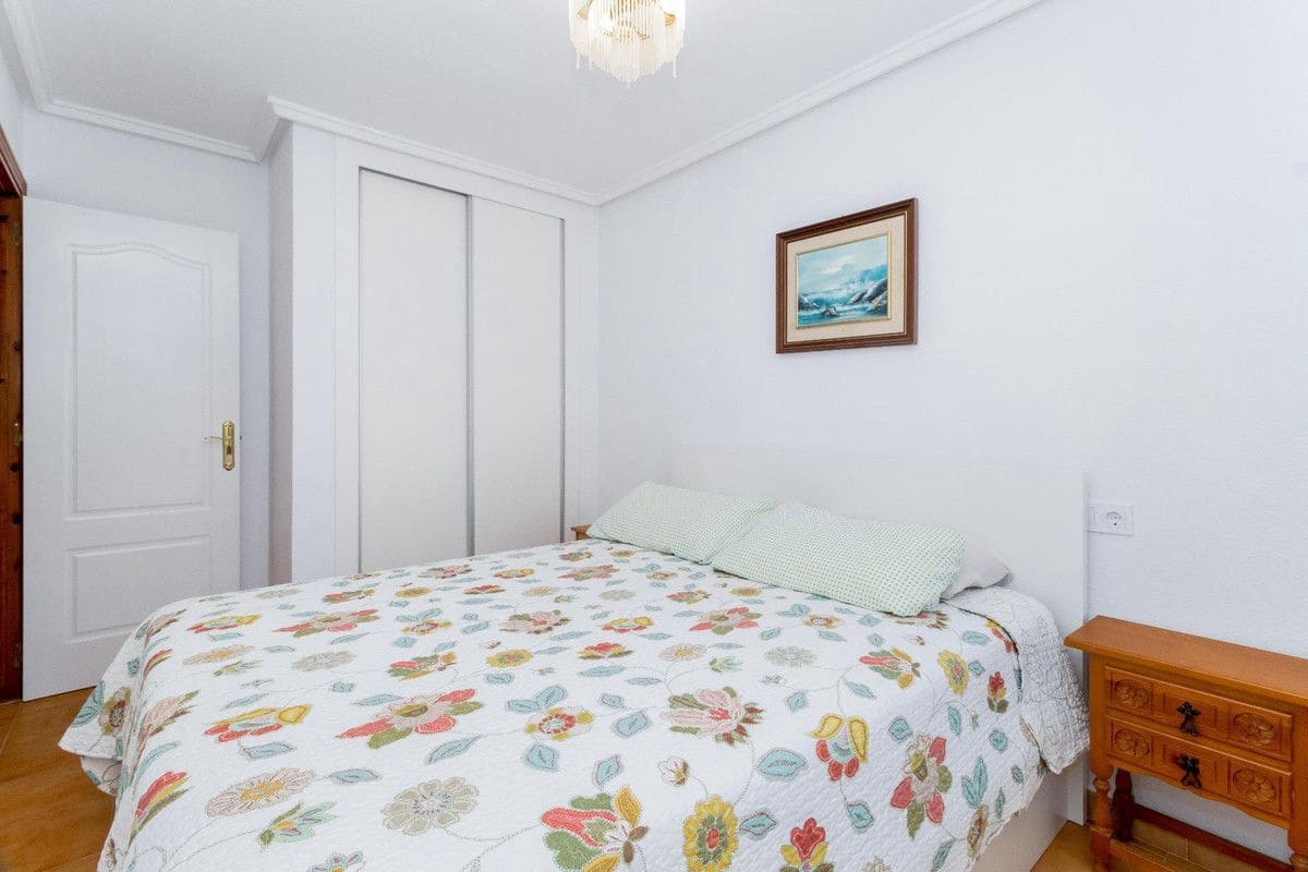 3 chambre Villa/Maison à vendre à Cabo Roig - 338 000 € (Ref: 10028190)