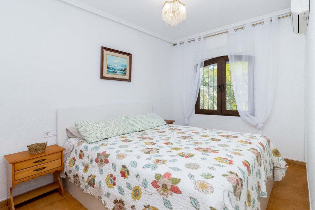 3 chambre Villa/Maison à vendre à Cabo Roig - 338 000 € (Ref: 10028190)