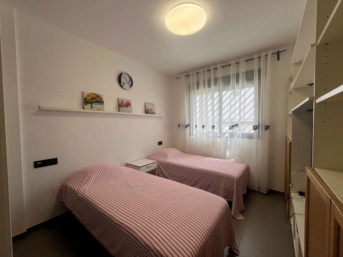 2 bedroom Villa for sale in La Zenia - € 267,000 (Ref: 10028194)
