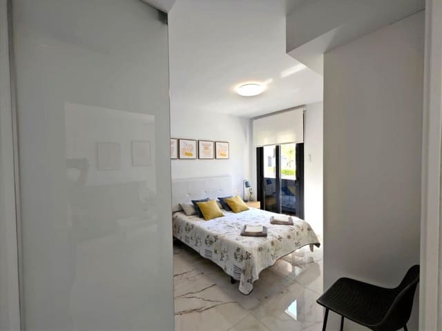Apartamento de 2 habitaciones en Orihuela Costa, Orihuela en venta - 249.000 € (Ref: 10028195)