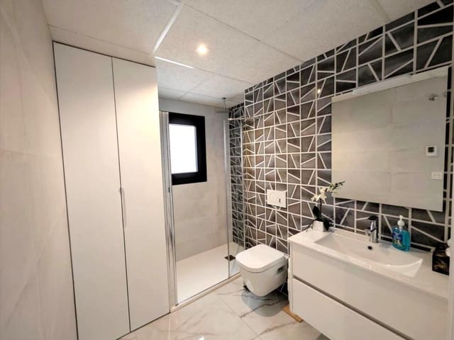 Apartamento de 2 habitaciones en Orihuela Costa, Orihuela en venta - 249.000 € (Ref: 10028195)