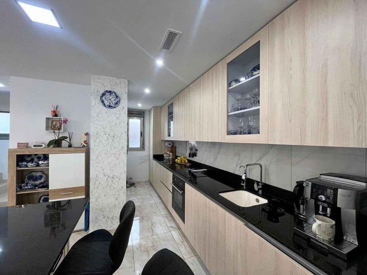3 bedroom Villa for sale in Orihuela Costa - € 469,000 (Ref: 10028197)