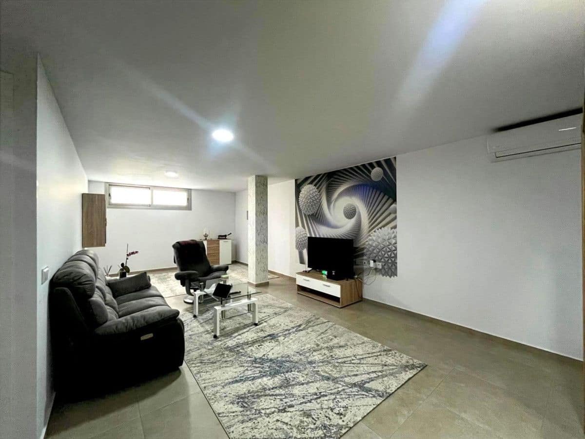 3 bedroom Villa for sale in Orihuela Costa - € 469,000 (Ref: 10028197)