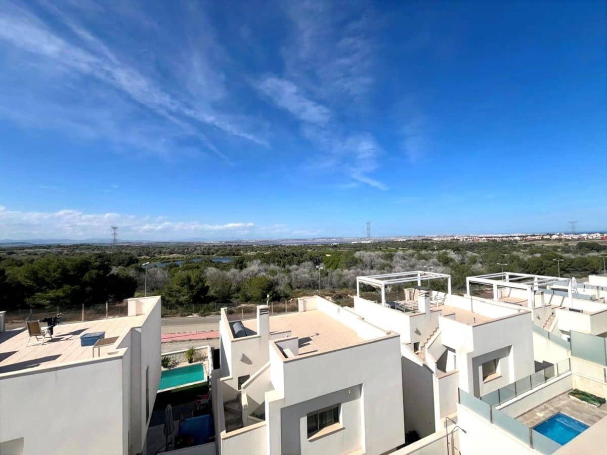 3 bedroom Villa for sale in Orihuela Costa - € 469,000 (Ref: 10028197)
