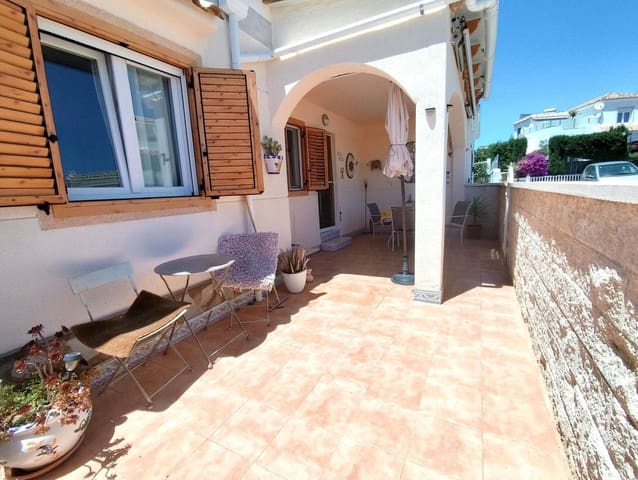 4 makuuhuone Huvila myytävänä paikassa La Zenia, Orihuela mukana uima-altaan - 280 000 € (Ref: 10028198)