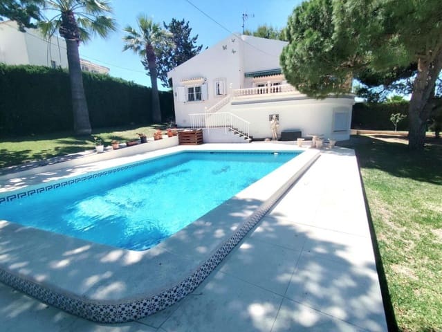 3 bedroom Villa for sale in Cabo Roig, Orihuela - € 750,000 (Ref: 10028199)