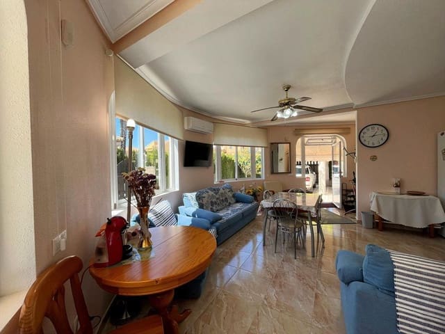3 chambre Villa/Maison à vendre à Playa Flamenca, Orihuela - 555 000 € (Ref: 10028202)