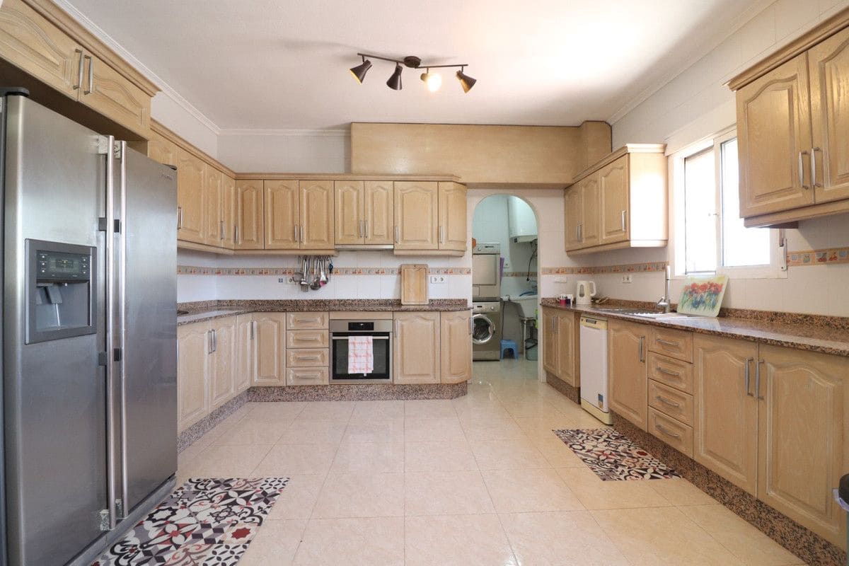 3 camera da letto Villa in vendita in Catral con piscina - 375.000 € (Rif: 10028211)