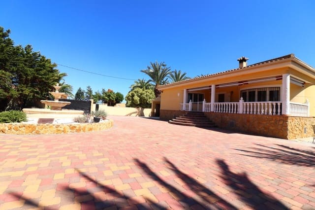 3 soverom Villa til salgs i Catral med svømmebasseng - € 375 000 (Ref: 10028211)