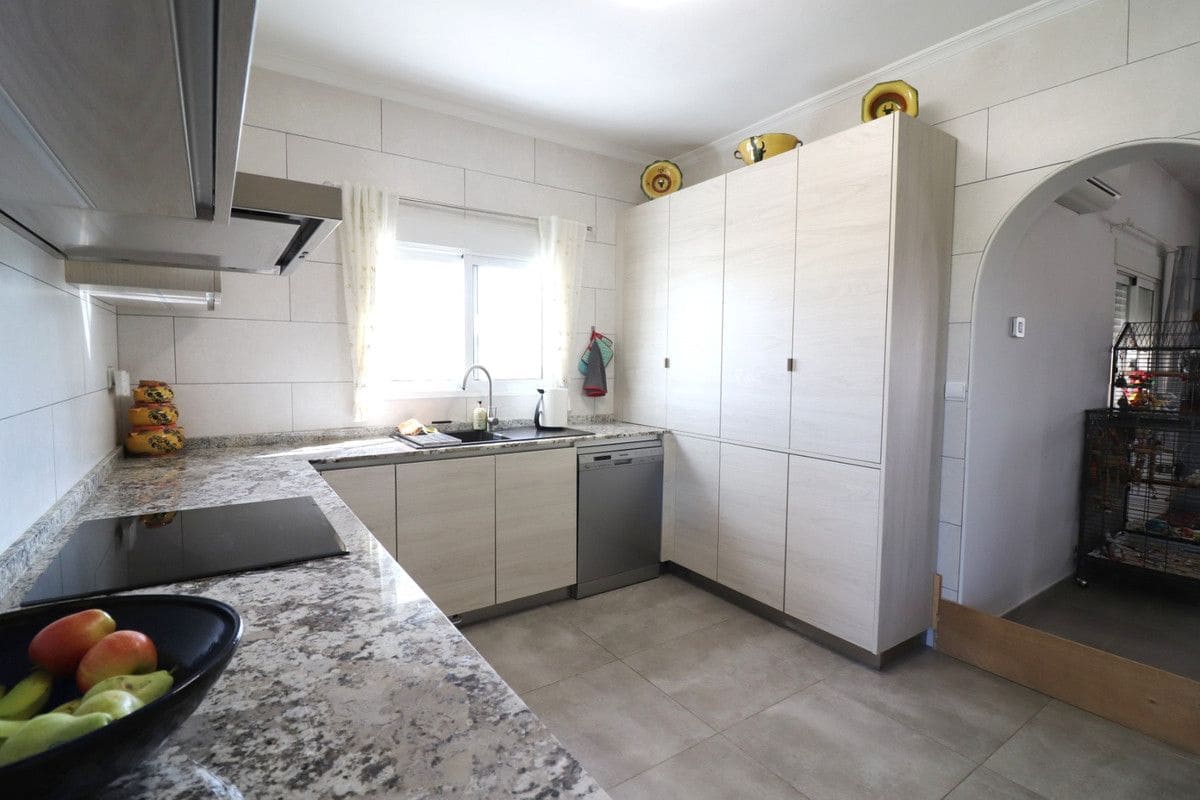 3 makuuhuone Huvila myytävänä paikassa Orihuela mukana uima-altaan - 355 000 € (Ref: 10028212)