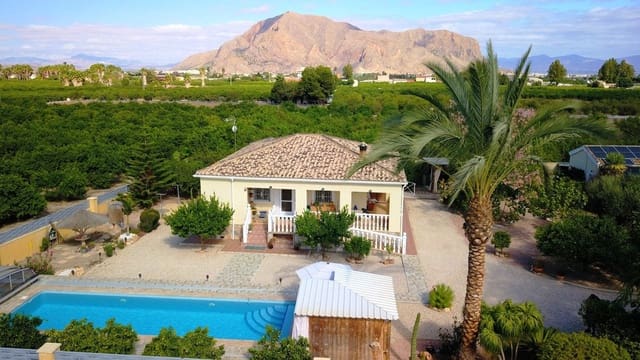 3 soveværelse Villa til salg i Molins - Campaneta - San Bartolomé, Orihuela med swimmingpool - € 355.000 (Ref: 10028212)