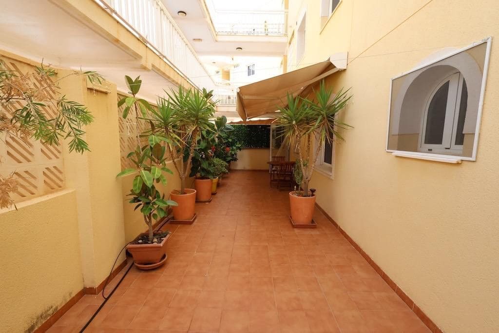 3 makuuhuone Huoneisto myytävänä paikassa Campoamor mukana uima-altaan - 305 000 € (Ref: 10028215)