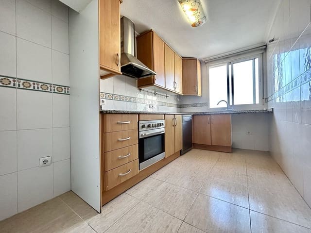 2 bedroom Apartment for sale in Torrevieja - € 143,500 (Ref: 10028225)