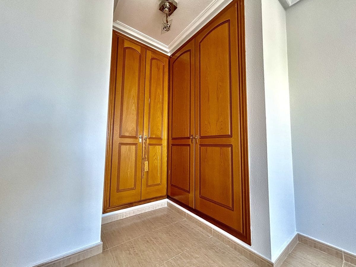 2 bedroom Apartment for sale in Torrevieja - € 143,500 (Ref: 10028225)