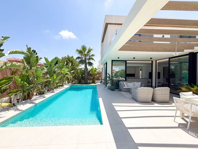 3 bedroom Villa for sale in Orihuela Costa, Orihuela - € 749,000 (Ref: 10028237)