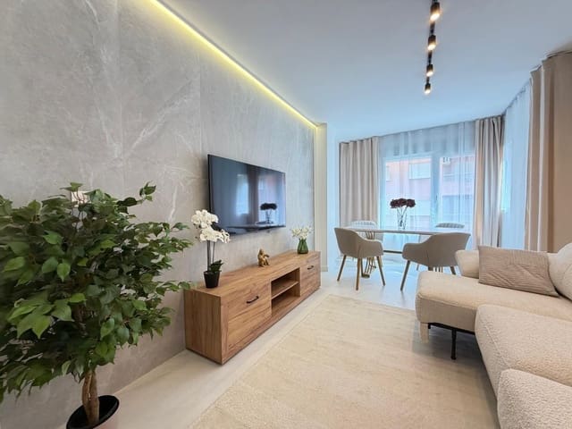 4 makuuhuone Huoneisto myytävänä paikassa Torrevieja - 285 000 € (Ref: 10028244)
