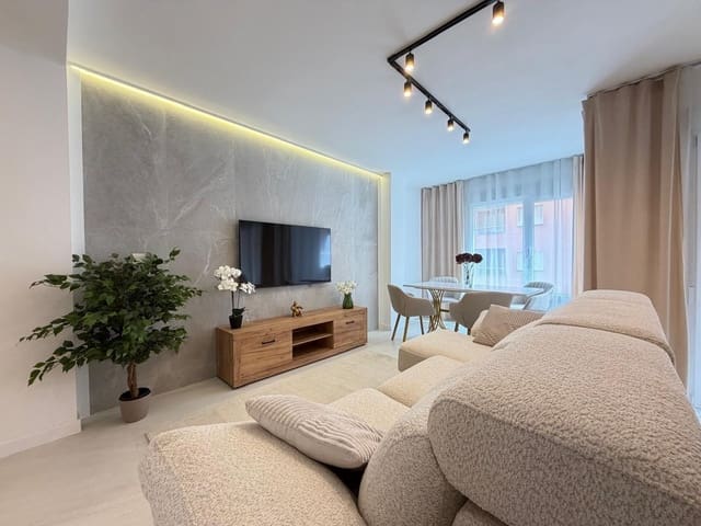 4 makuuhuone Huoneisto myytävänä paikassa Torrevieja - 285 000 € (Ref: 10028244)