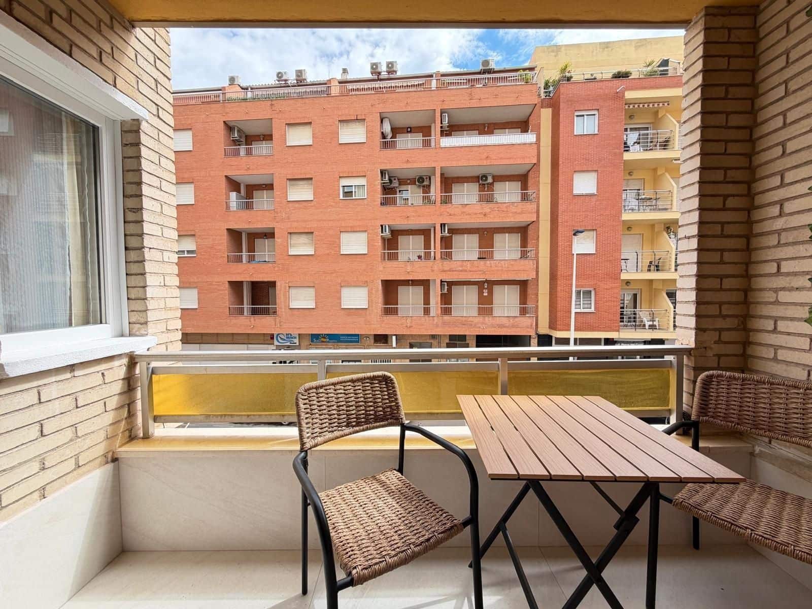 4 makuuhuone Huoneisto myytävänä paikassa Torrevieja - 285 000 € (Ref: 10028244)