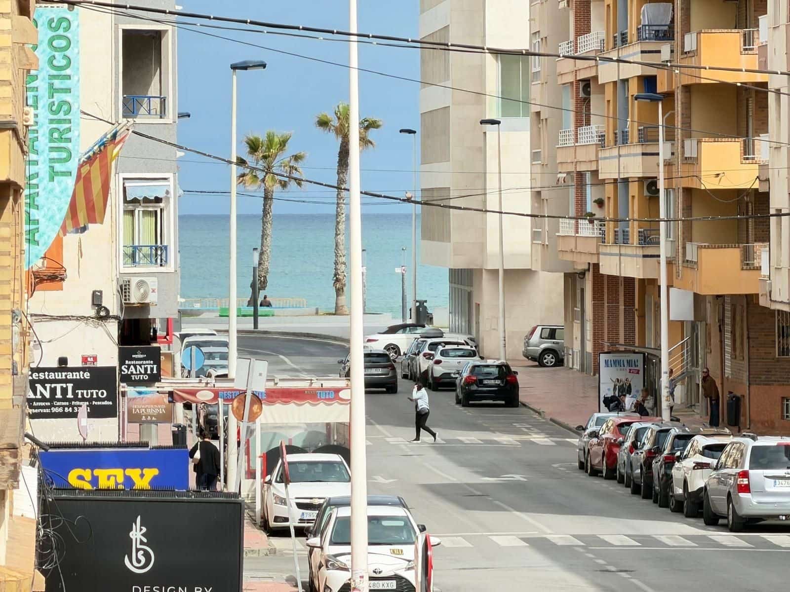 4 makuuhuone Huoneisto myytävänä paikassa Torrevieja - 285 000 € (Ref: 10028244)