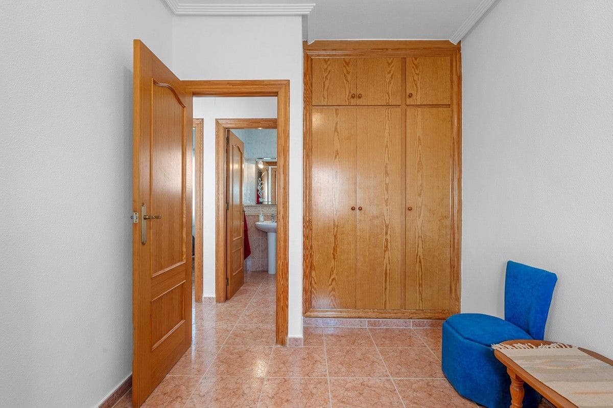 Chalet de 3 habitaciones en Orihuela Costa en venta - 229.000 € (Ref: 10028247)