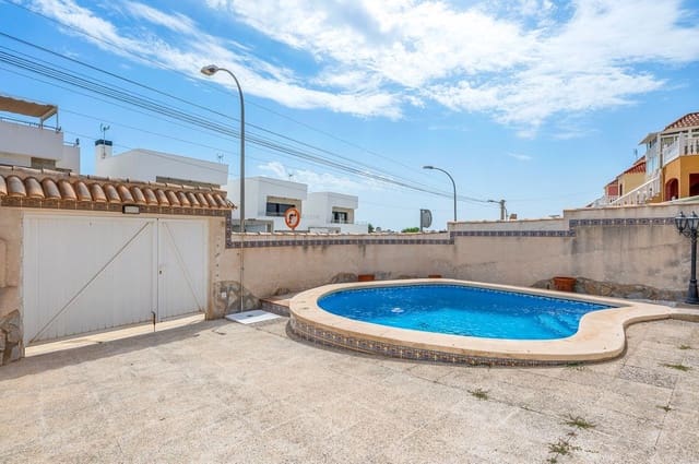 Chalet de 3 habitaciones en Lomas de Campoamor - Las Ramblas, Orihuela en venta - 229.000 € (Ref: 10028247)