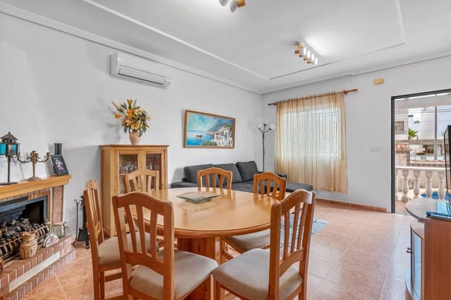 Chalet de 3 habitaciones en Lomas de Campoamor - Las Ramblas, Orihuela en venta - 229.000 € (Ref: 10028247)