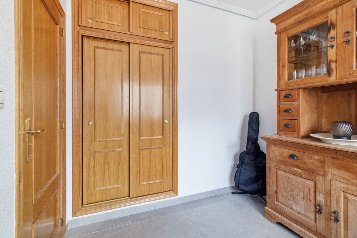2 sovrum Lägenhet till salu i Orihuela Costa med pool - 198 000 € (Ref: 10028258)
